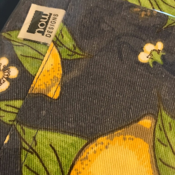 Classic Apron- Lemon Print - Picture 11 of 12